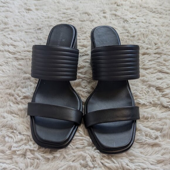 Caslon Lamia Sandal - Picture 2 of 6